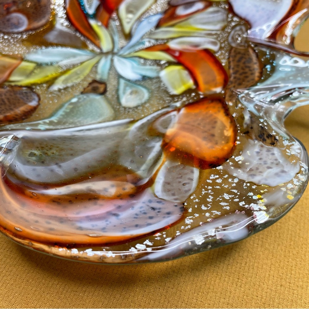 Vintage Venetian Murano art glass leaf shape bowl / dish - Picture 3 of 11